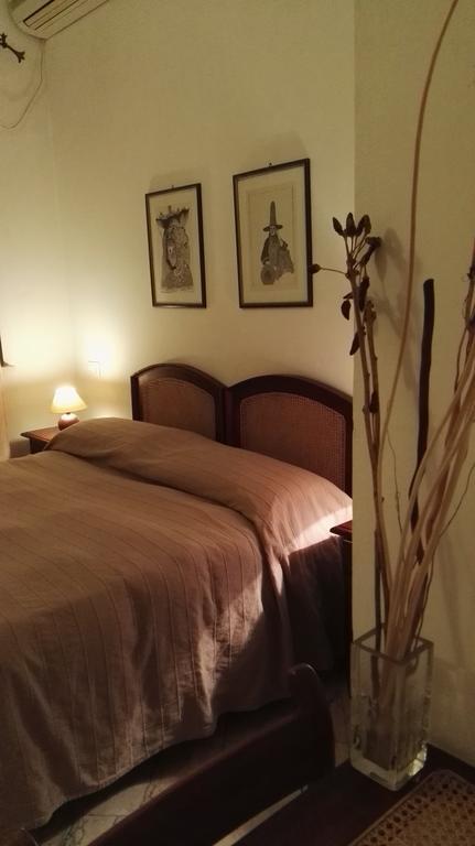 B&B Villa Acero Марина-ді-Каррара Номер фото